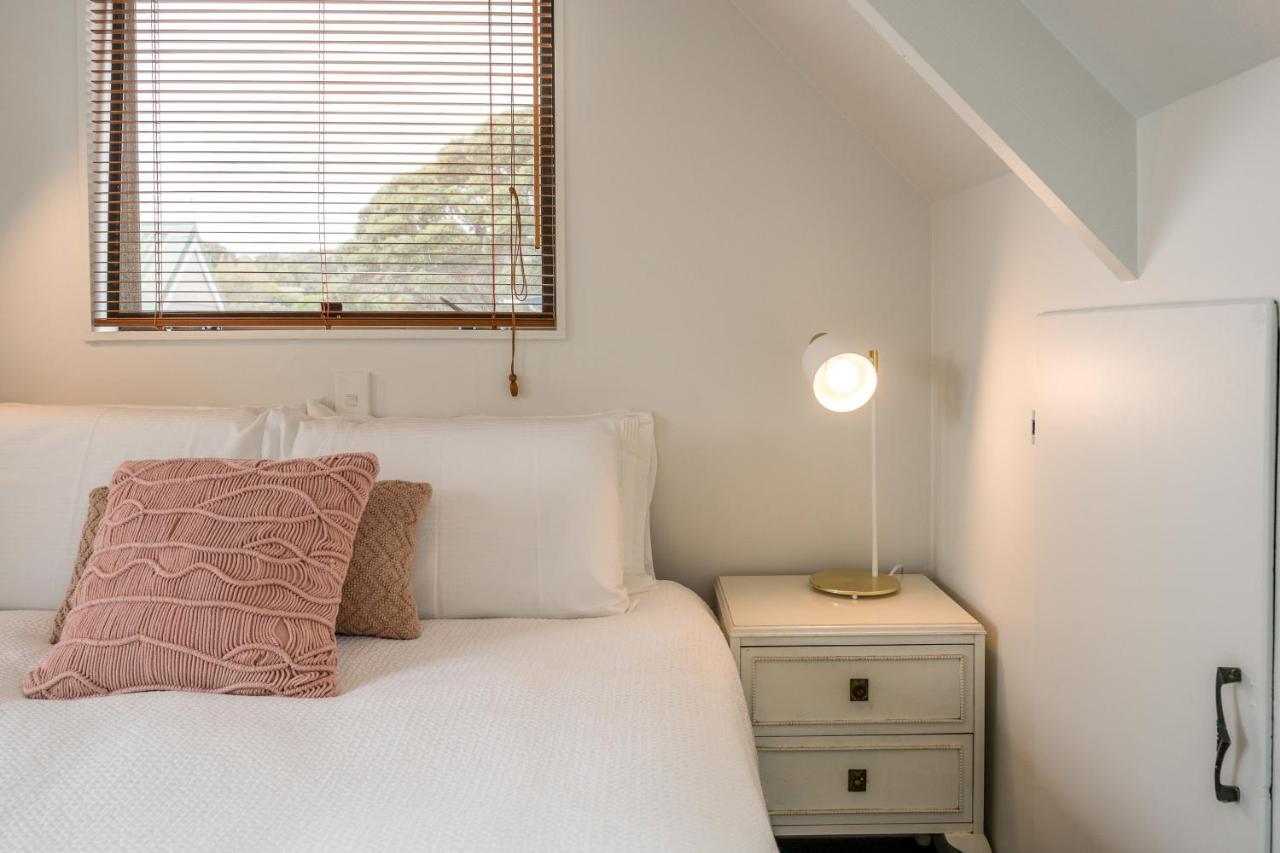 Alhambra - Stay Waiheke Oneroa エクステリア 写真